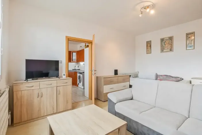 Pronájem bytu 1+1, Rokycany, Pod Ohradou, 35 m2
