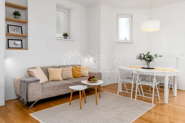 Prodej bytu 3+kk, Praha - Vinohrady, Laubova, 76 m2