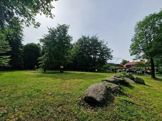 Prodej komerčního pozemku, Mařenice, 1610 m2