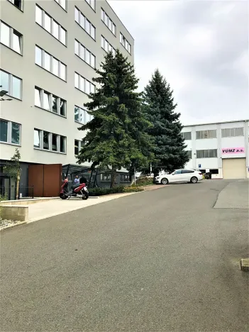 Pronájem kanceláře, Zlín, třída Tomáše Bati, 40 m2