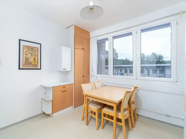 Pronájem bytu 2+1, Jince, 59 m2