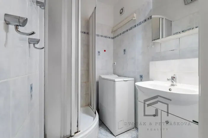 Prodej bytu 2+kk, Praha - Hostivař, Tenisová, 39 m2