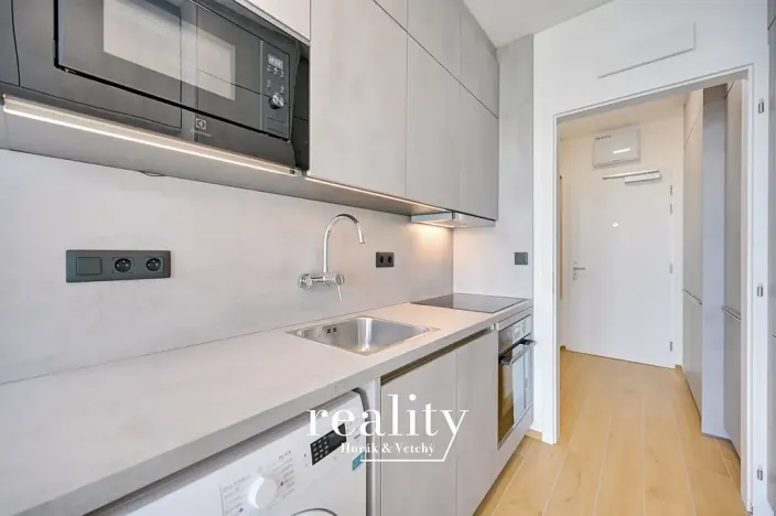Pronájem bytu 1+kk, Brno, Trnitá, 24 m2