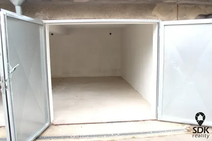 Prodej garáže, Brno, Sazenice, 17 m2