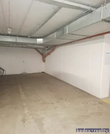 Prodej garážového stání, Hradec Králové, Kollárova, 14 m2