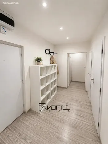 Prodej bytu 2+1, Ostrava, Vietnamská, 56 m2