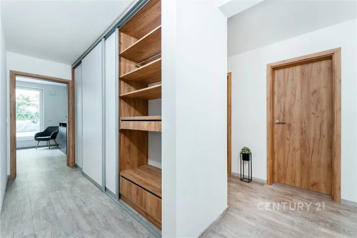 Pronájem bytu 3+kk, Praha, Plzeňská, 100 m2