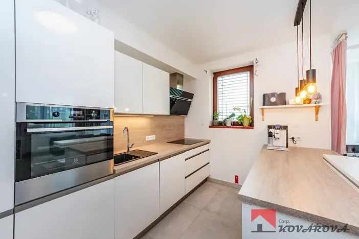 Prodej bytu 3+kk, Praha - Modřany, 95 m2