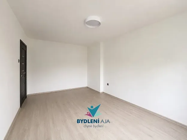 Prodej bytu 2+1, Teplice, V břízkách, 54 m2