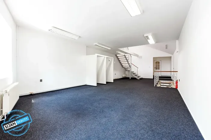 Prodej obchodního prostoru, Kroměříž, Kovářská, 196 m2