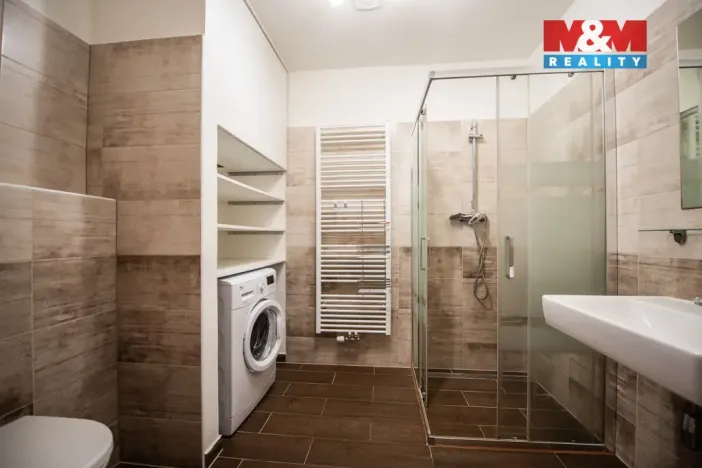 Pronájem bytu 3+1, Hradec Králové - Kukleny, Pražská třída, 85 m2
