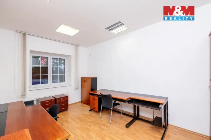 Pronájem kanceláře, Praha - Strašnice, Kolovratská, 18 m2