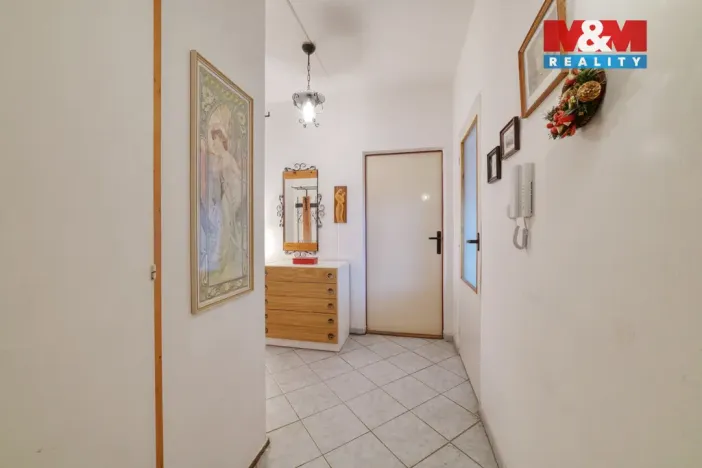 Prodej bytu 2+1, Mariánské Lázně - Úšovice, Hroznatova, 60 m2