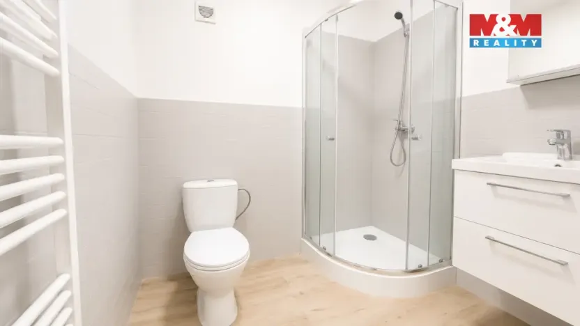 Pronájem bytu 1+kk, Písek - Budějovické Předměstí, Mírové nám., 27 m2