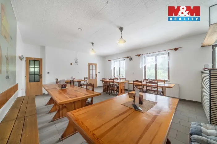 Pronájem restaurace, Radnice, Sídliště, 108 m2