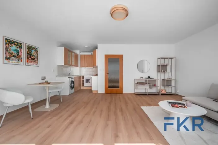 Prodej bytu 1+kk, Praha - Strašnice, Vinohradská, 40 m2