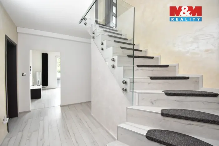 Prodej rodinného domu, Tachlovice, Sportovní, 312 m2