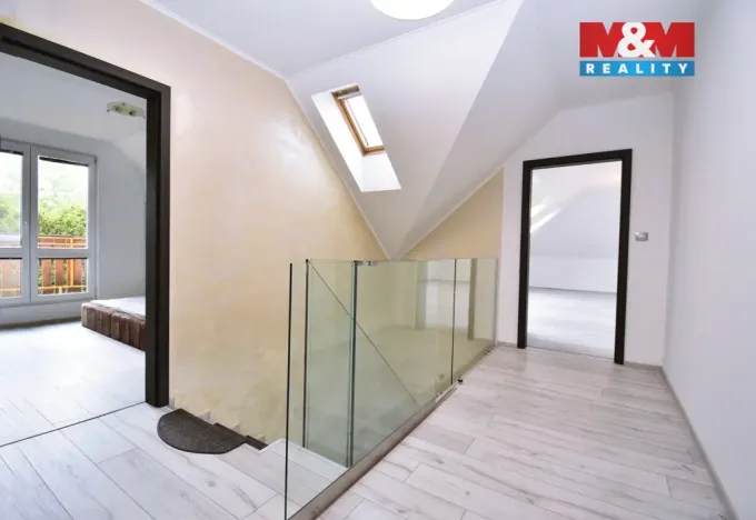Prodej rodinného domu, Tachlovice, Sportovní, 312 m2