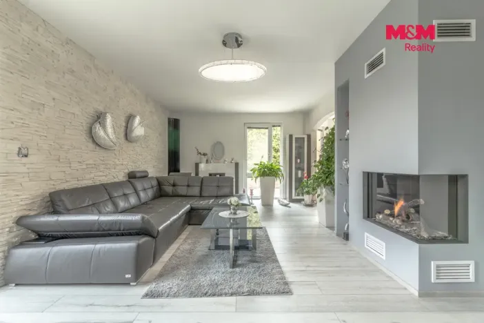 Prodej rodinného domu, Tachlovice, Sportovní, 312 m2
