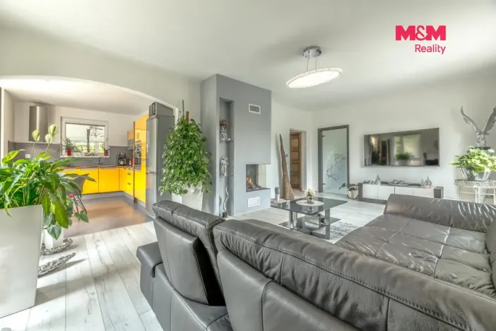Prodej rodinného domu, Tachlovice, Sportovní, 312 m2