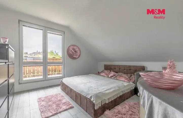 Prodej rodinného domu, Tachlovice, Sportovní, 312 m2