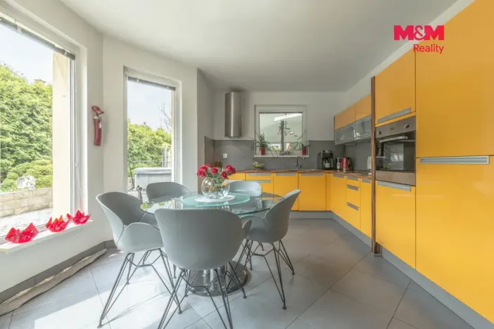 Prodej rodinného domu, Tachlovice, Sportovní, 312 m2