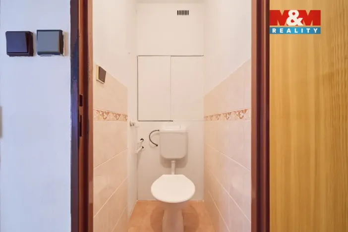 Prodej bytu 3+kk, Broumov - Olivětín, Dukelská, 49 m2