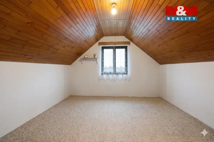 Prodej chaty, Hradec Králové - Slatina, 385 m2