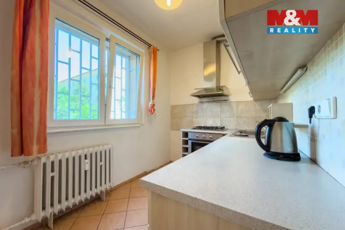 Prodej bytu 3+1, Praha - Malešice, Přistoupimská, 75 m2