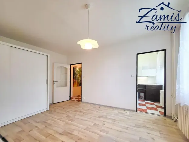 Pronájem bytu 1+kk, Kladno, Plzeňská, 27 m2