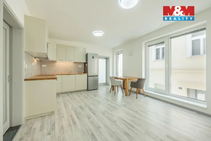 Prodej bytu 2+kk, Kladno, Průchodní, 48 m2