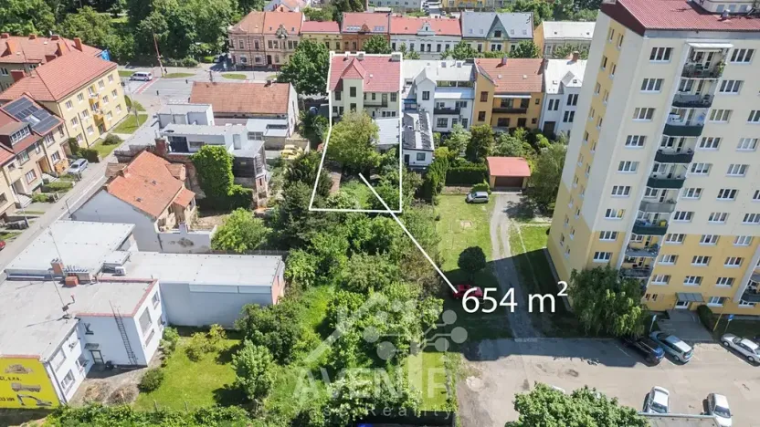 Prodej vily, Uherské Hradiště, Tř. Maršála Malinovského, 634 m2