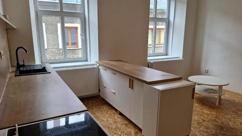 Pronájem bytu 2+1, Bruntál, Nerudova, 50 m2