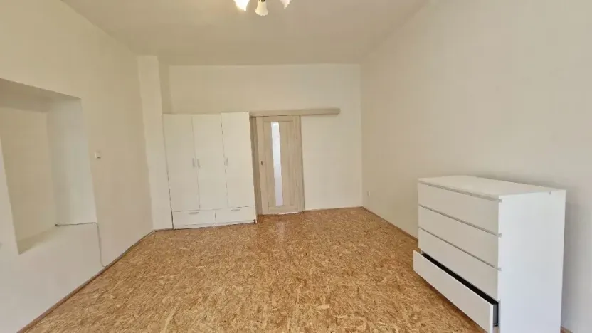 Pronájem bytu 2+1, Bruntál, Nerudova, 50 m2