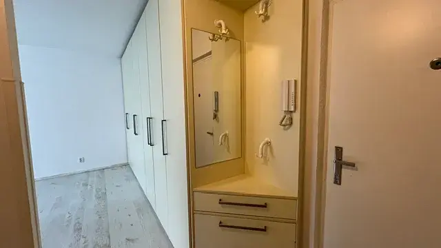 Pronájem bytu 1+1, Mělník, Kosmonautů, 42 m2