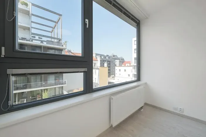 Pronájem bytu 3+kk, Praha, Sokolovská, 88 m2