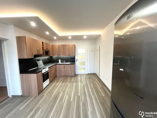 Pronájem bytu 2+kk, Olomouc, Zámečnická, 69 m2
