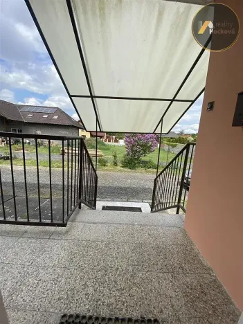 Pronájem bytu 4+1, Veltrusy, Jiráskova, 109 m2