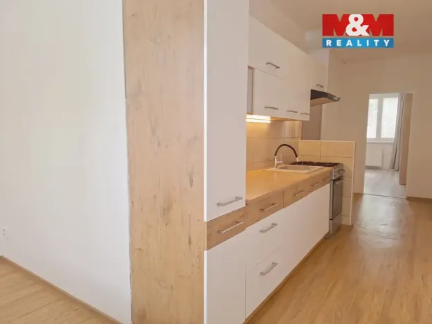 Pronájem bytu 2+1, Chomutov, Kostnická, 62 m2