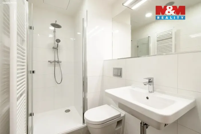 Pronájem bytu 2+kk, Praha - Vinohrady, Perucká, 37 m2