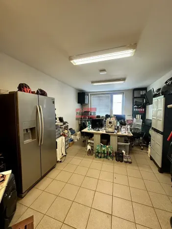 Prodej skladu, Netolice, 30000 m2