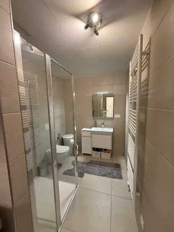 Pronájem bytu 2+kk, Odolena Voda, Pod Sokolákem, 52 m2
