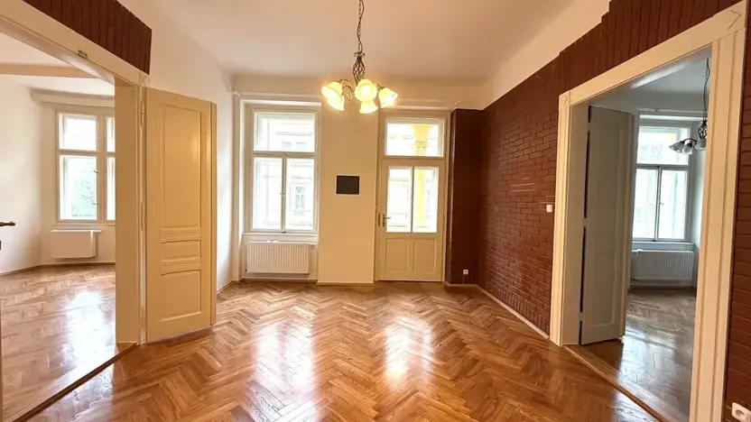 Pronájem bytu 4+1, Praha - Vinohrady, Polská, 128 m2