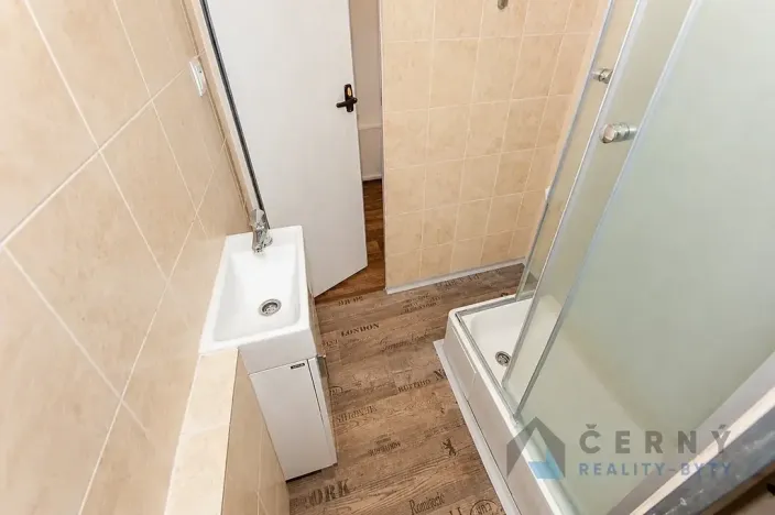 Pronájem bytu 2+kk, Liberec, Rychtářská, 36 m2