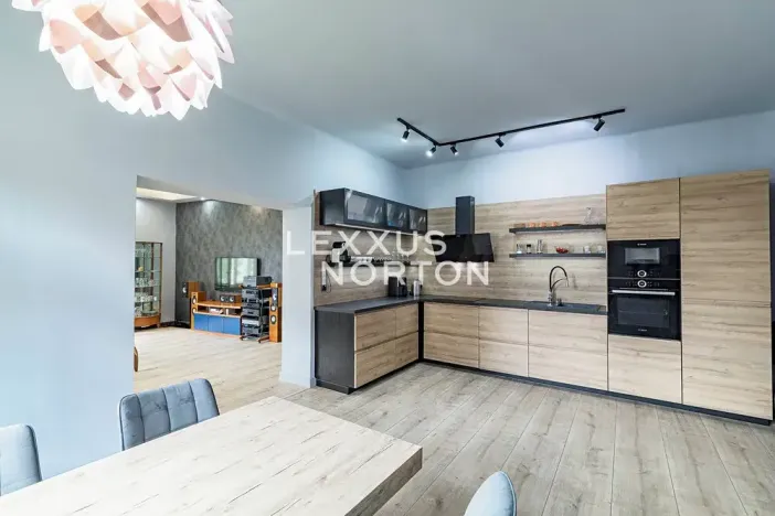 Prodej bytu 2+kk, Praha - Žižkov, Ševčíkova, 91 m2