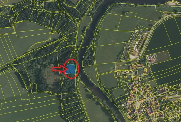 Prodej lesa, Zlatá Koruna, 2337 m2
