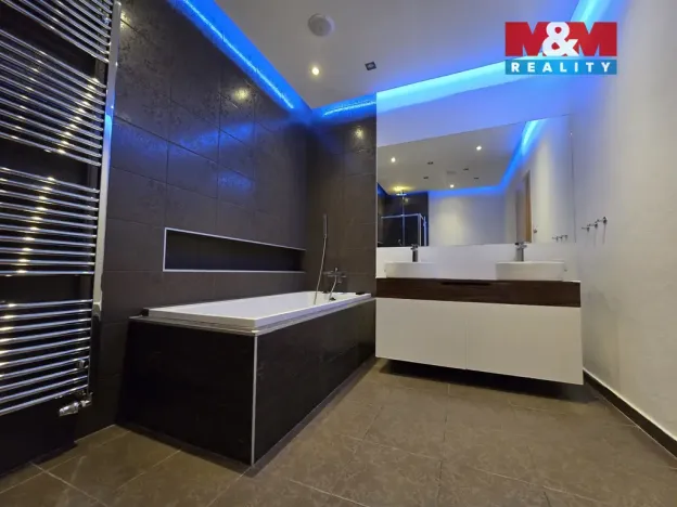 Pronájem bytu 4+kk, Brušperk, náměstí J. A. Komenského, 150 m2