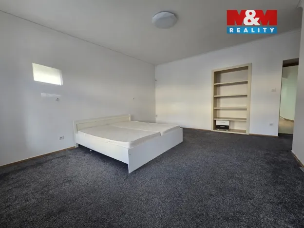 Pronájem bytu 4+kk, Brušperk, náměstí J. A. Komenského, 150 m2
