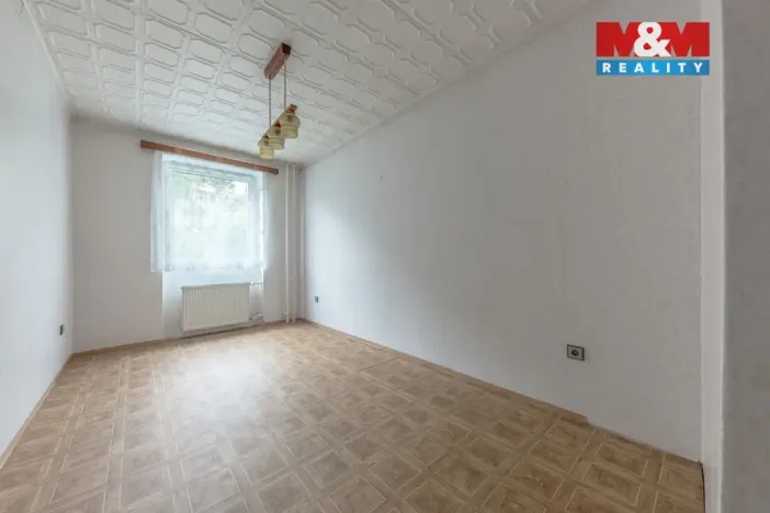 Prodej rodinného domu, Benešov u Semil, 270 m2