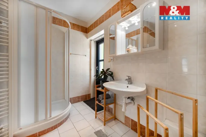 Prodej rodinného domu, Javornice - Jaroslav, 218 m2